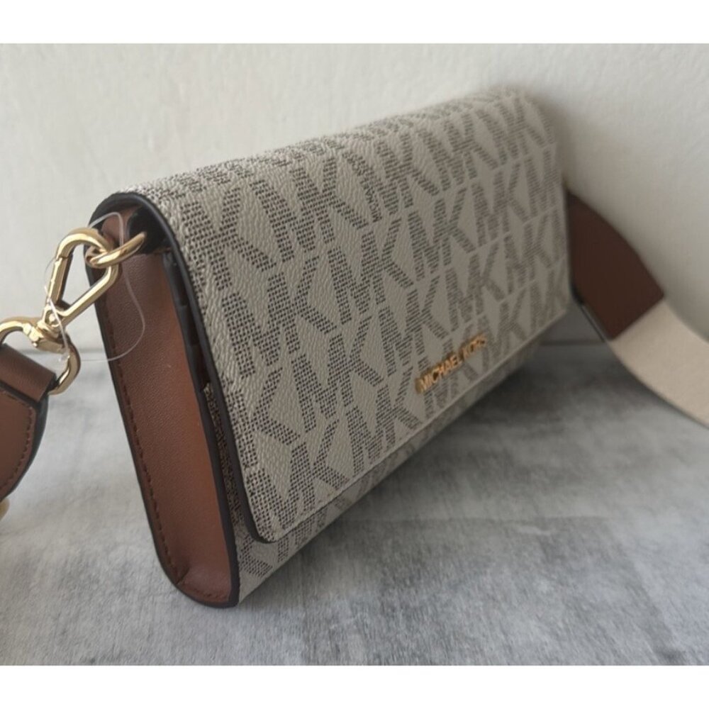 Michael Kors Jet Set Signature Vanilla Luggage Crossbody Handbag W Wide Strap - Picture 9 of 15